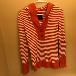American Eagle Women’s long sleeve sweater. Size M.